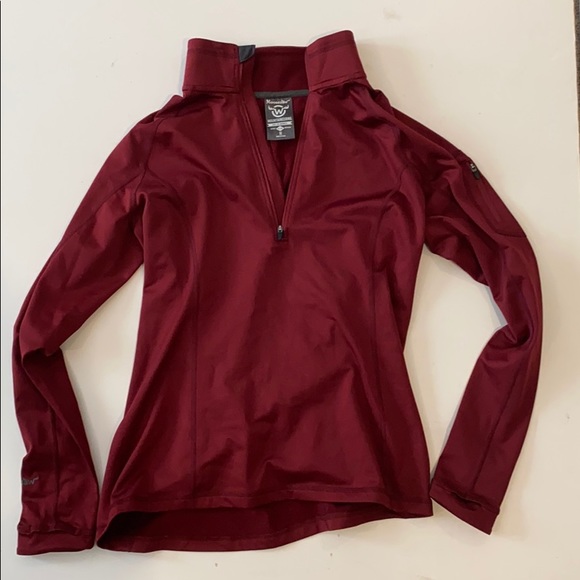 Moosejaw Tops - Women’s moosejaw half zip pullover